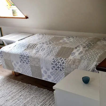 Nabolos Rooms, Near Munkebo, Kerteminde And Nyborg * Bovense