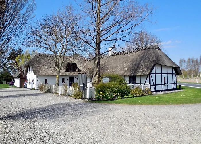 Nabolos Rooms, Near Munkebo, Kerteminde And Nyborg * Bovense